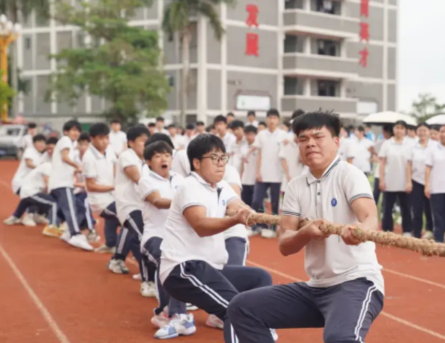 校展現(xiàn)校外課程與服務(wù)資源各方將通過課程案例拆解教育場景還原 校展現(xiàn)校外課程與服務(wù)資源各方將通過課程案例拆解教育場景還原