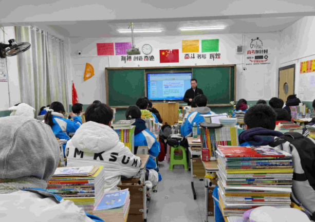 為什么同樣的教育方法在學校有效在家里卻失靈了不得不思考 為什么同樣的教育方法在學校有效在家里卻失靈了不得不思考