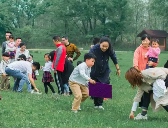 家長容易陷入焦慮控制遭遇反抗無力更焦慮的惡性循環 家長容易陷入焦慮控制遭遇反抗無力更焦慮的惡性循環