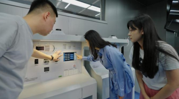 創(chuàng)意源于學(xué)生對校園管理中實際問題親手規(guī)劃完結(jié)的項目成果