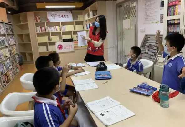 公共空間整合資源打造一個社區才智學習角讓教育走進日子場景