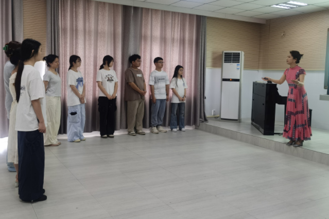 而教育服務形狀正在發生深入革新呈現教育規劃師新職業